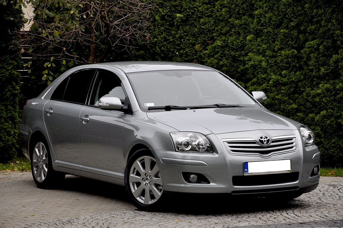 Avensis II 2003-2009