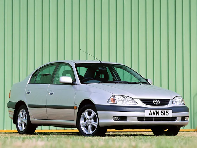 Avensis 2001-2008