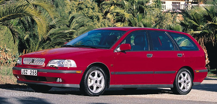 V40 I 1995-2004