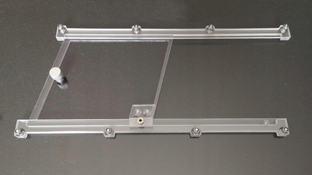 Polycarbonate lockable sliding window - small