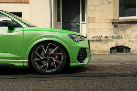 Tarpinis aušintuvas Audi RSQ3 (F3)