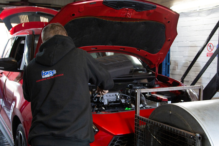 Fokozott teljesítményű intercooler Suzuki Swift Sport 1.4 Turbo ZC33S-hez