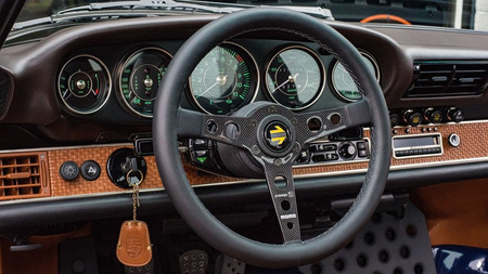 MOMO Prototipo 6C steering wheel