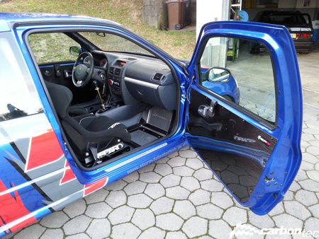 Carbonowe panele na drzwi Renault Clio 172/182