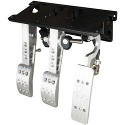 Pedal Box Pro-Race V2 a válaszfalra szerelve