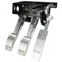 Pedal Box Pro-Race V2 a válaszfalra szerelve