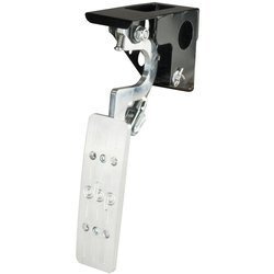 Pro-Race V2 gázpedál a válaszfalra szerelve