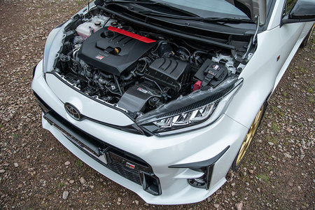 Silikonowy przewód turbosprężarki TIP + adapter Forge do Toyota Yaris GR i Corolla GR