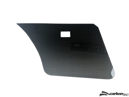 Karbon ajtólapok a BMW E30 szedánhoz