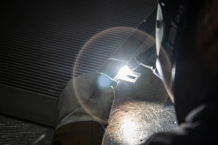 Töltőlevegő hűtő radiátor BMW B48 & B58 motorhoz