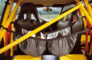 OMP tinklinis šalmas dviems šalmams