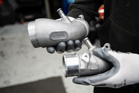 Silikonowy przewód turbosprężarki TIP + adapter Forge do Hyundai Elantra 1.6 N Line