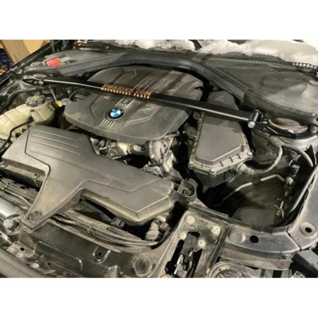 Priekinis statramstis BMW F30 F31 F32 F33 F80 F82 - priekyje