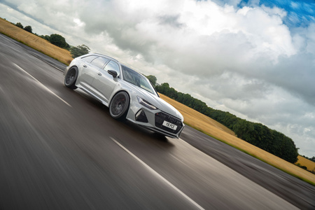 Audi RS6 (C8) tarpiniai aušintuvai